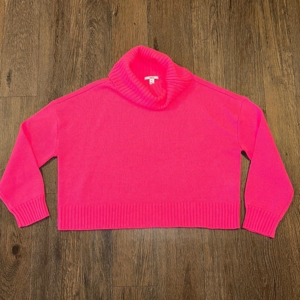 Bar III XL vibrant pink turtle neck sweater